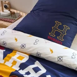 Parure Housse De Couette + Taie D'oreiller Enfant Harry Potter® Bleu Fonce Imprime - Harry Potter 10 Parure Housse De Couette + Taie D'oreiller Enfant Harry Potter® Bleu Fonce Imprime - Harry Potter -Vertbaudet shop parure housse de couette taie doreiller enfant harry potter 4